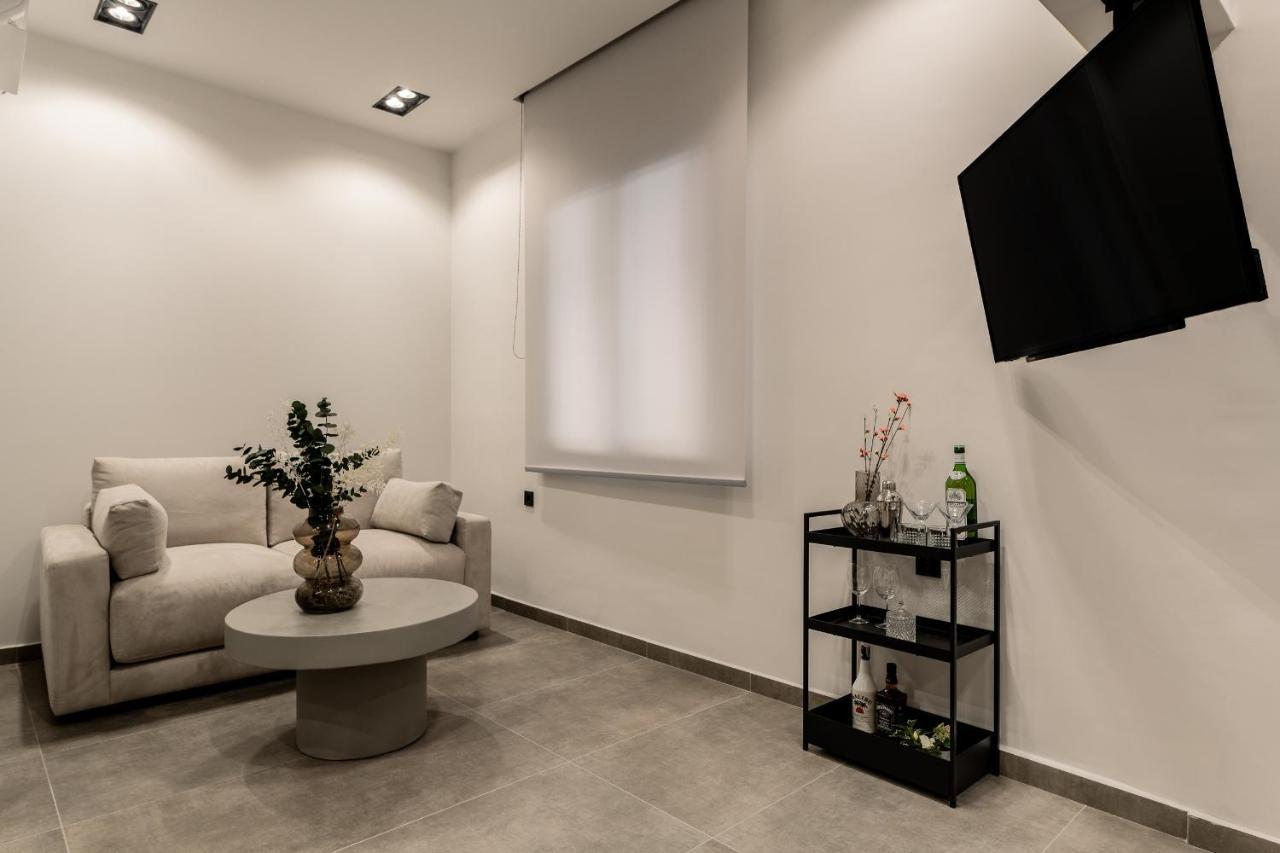 La Maison Suites Kota Zakynthos Bagian luar foto
